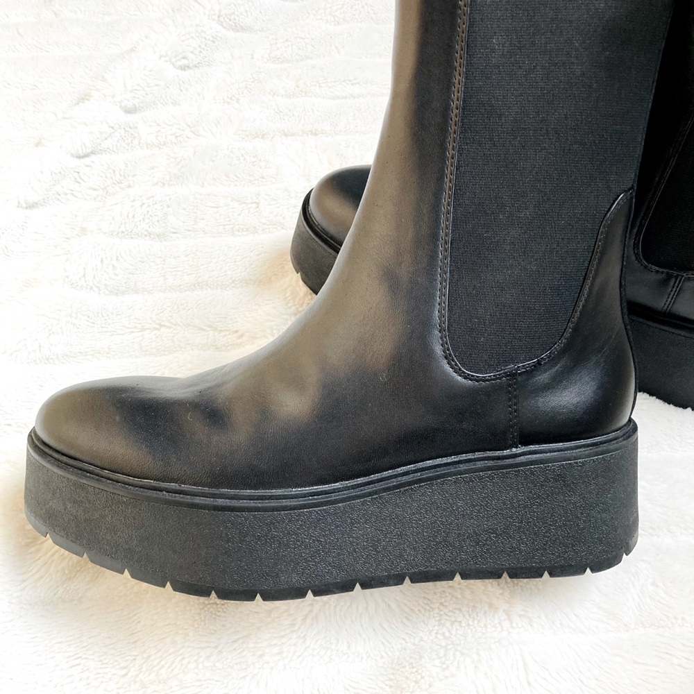 NWT Zara Leather Ankle Boot